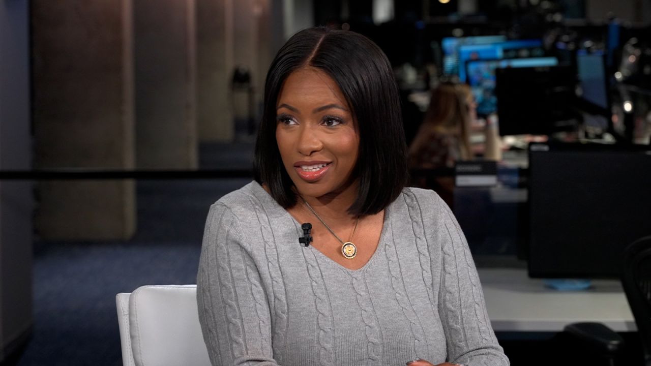 Jasmine Crockett reacts to Trump's claim Smithsonian too focused on 'how bad slavery is'