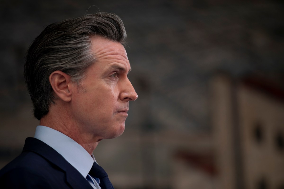 Gavin Newsom made $1.7 million in 2019, tax returns show - CalMatters